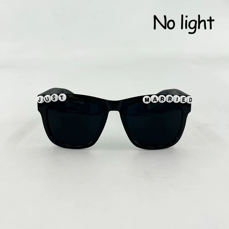 Glowing Just Married Glasses LED Heart Sunglasses Romantic Eyewear for Wedding Couple Lovers Bridal Party